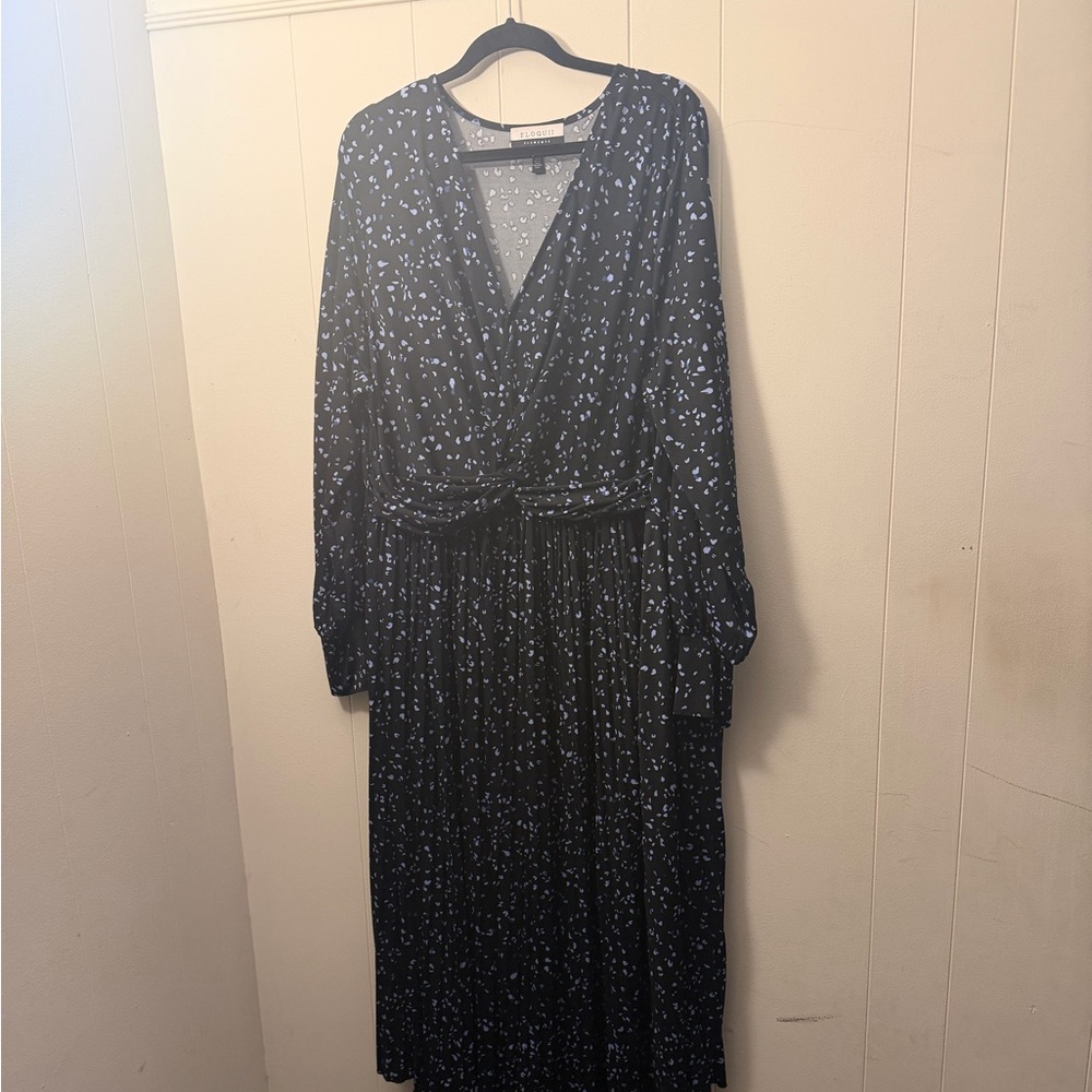 Eloquii Elements Elegant Navy Floral Dress
